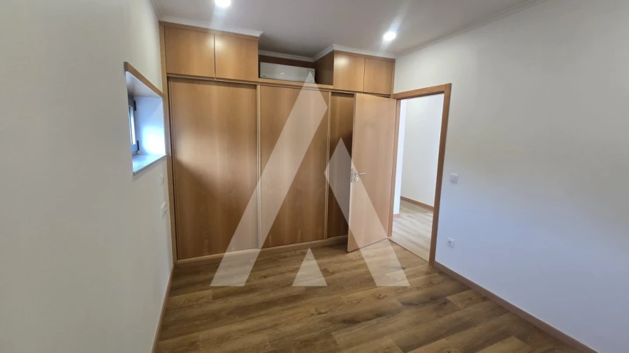 Apartamento T3 para Arrendamento em Venade e Azevedo Foto 20