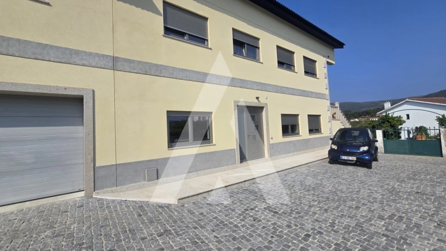 Apartamento T3 para Arrendamento em Venade e Azevedo Foto 24