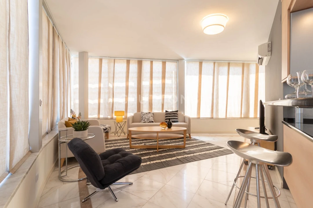 Apartamento T1 para Venda em Campolide Foto 11