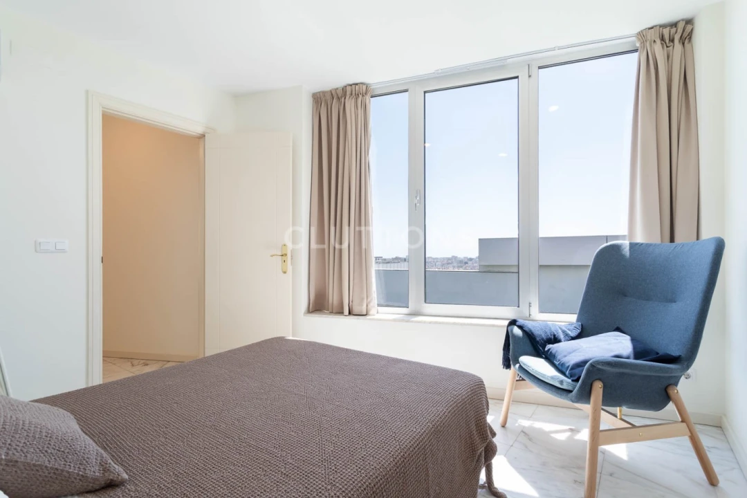 Apartamento T1 para Venda em Campolide Foto 27