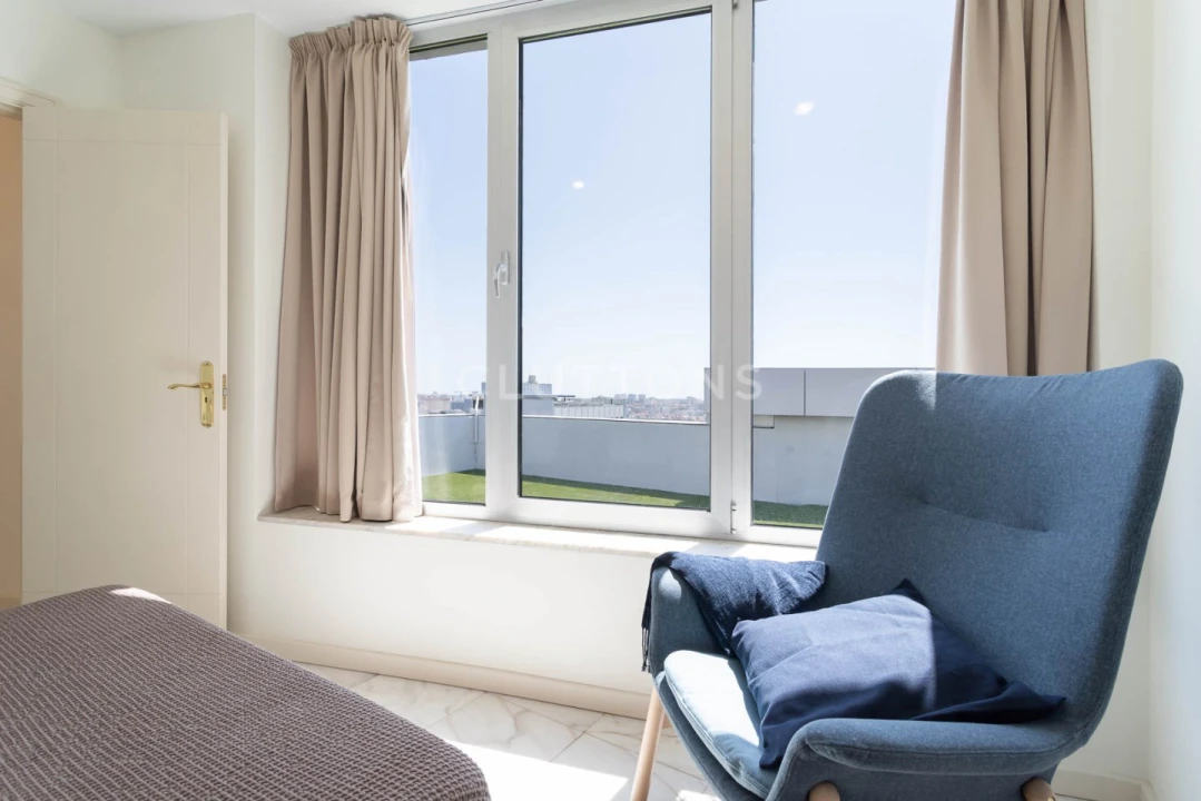 Apartamento T1 para Venda em Campolide Foto 26