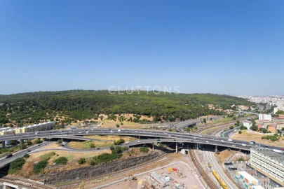 Apartamento T1 para Venda em Campolide