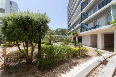 Apartamento T1 para Venda em Campolide