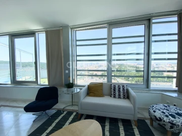 Apartamento T1 para Venda em Campolide