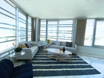 Apartamento T1 para Venda em Campolide