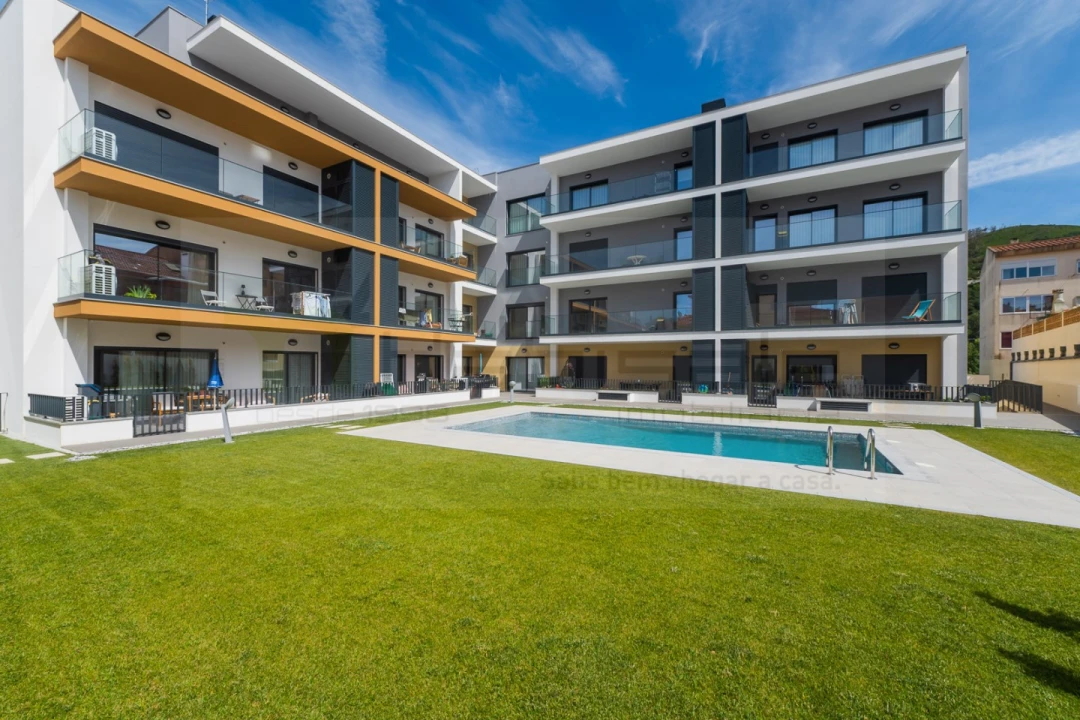 Apartamento T2 para Venda em Malveira e São Miguel de Alcainça Foto 1