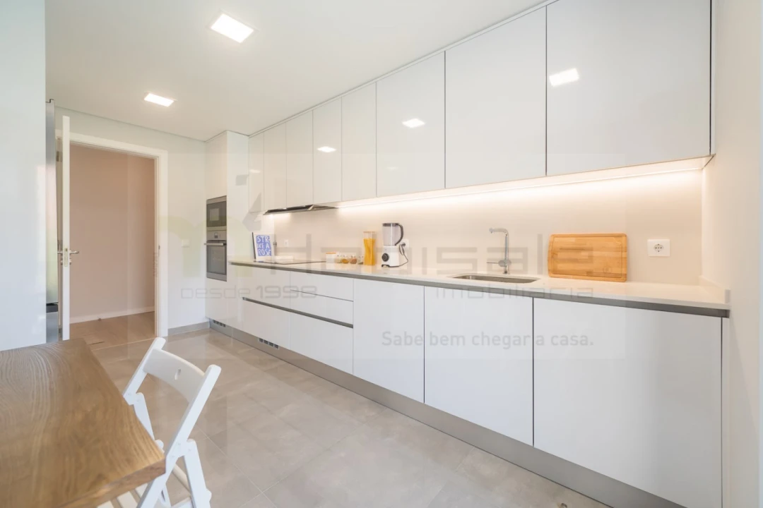 Apartamento T2 para Venda em Malveira e São Miguel de Alcainça Foto 4