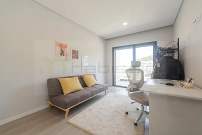 Apartamento T2 para Venda em Malveira e São Miguel de Alcainça