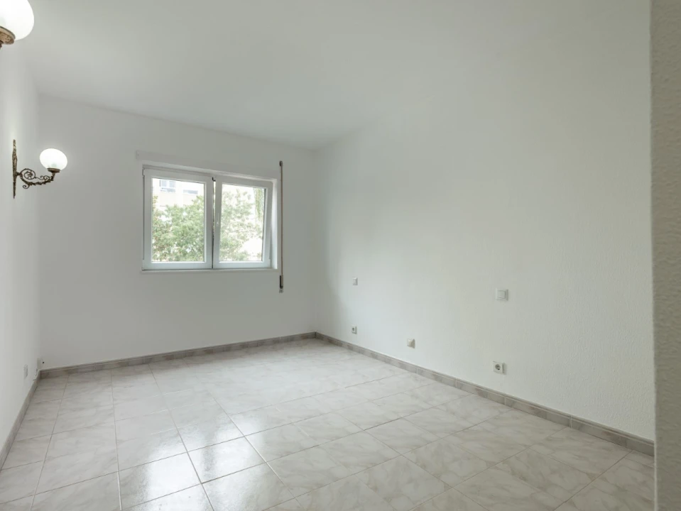 Apartamento T4 para Venda em Tavarede Foto 12