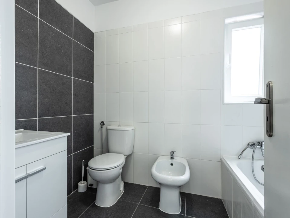 Apartamento T4 para Venda em Tavarede Foto 14