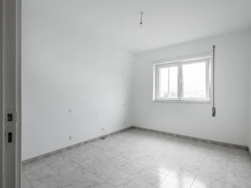 Apartamento T4 para Venda em Tavarede