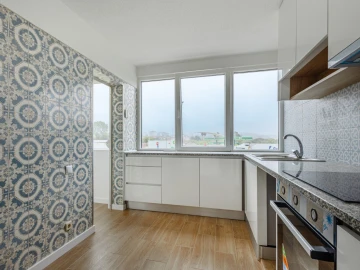 Apartamento T4 para Venda em Tavarede