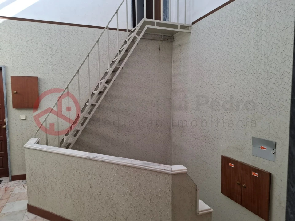 Apartamento T4 para Venda em Amora Foto 30