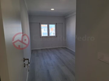 Apartamento T4 para Venda em Amora
