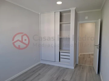 Apartamento T4 para Venda em Amora