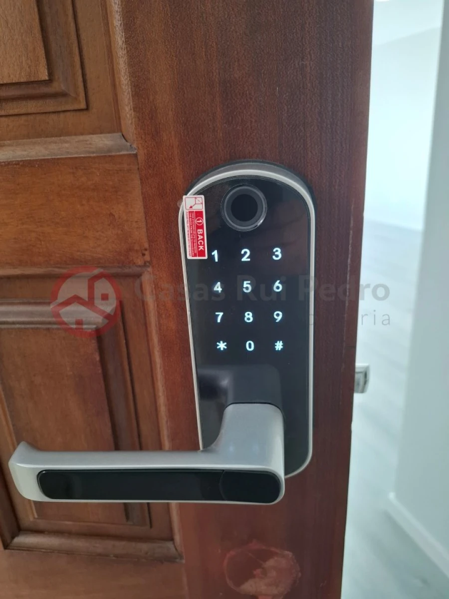 Apartamento T4 para Venda em Amora Foto 28