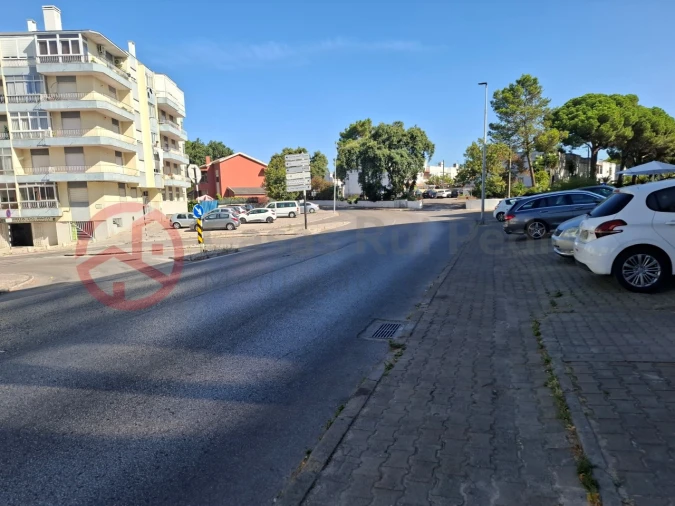 Apartamento T4 para Venda em Amora Foto 34