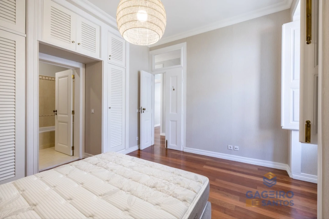 Apartamento T3 para Venda em São Martinho do Porto Foto 21