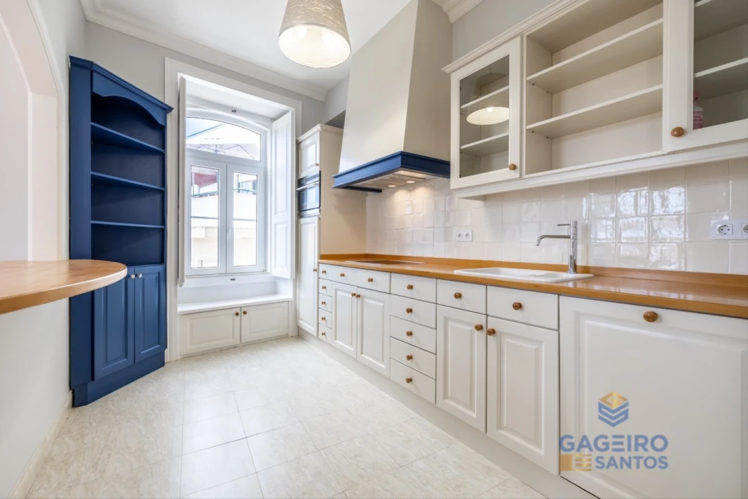 Apartamento T3 para Venda em São Martinho do Porto Foto 13