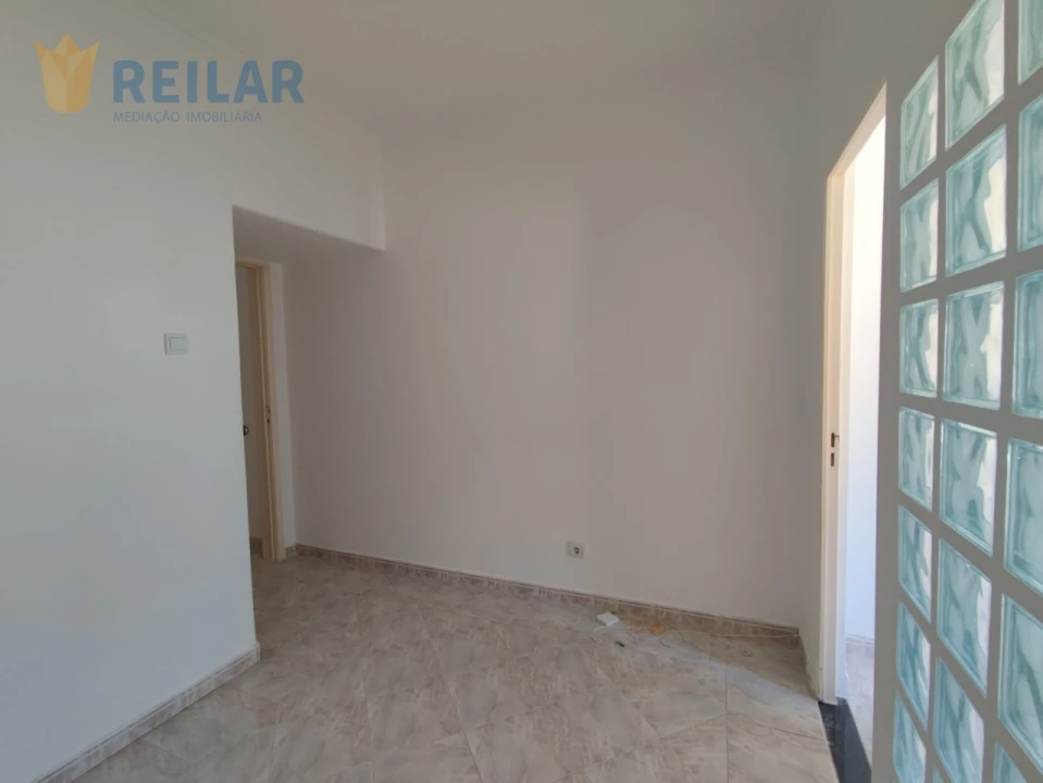 Apartamento T1 para Arrendamento em Moscavide e Portela Foto 12