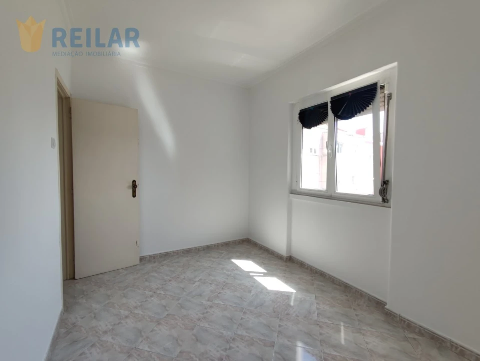 Apartamento T1 para Arrendamento em Moscavide e Portela Foto 7