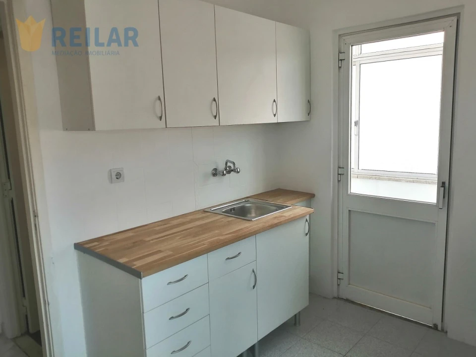Apartamento T1 para Arrendamento em Moscavide e Portela Foto 1