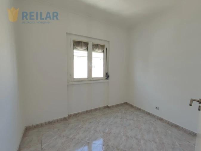 Apartamento T1 para Arrendamento em Moscavide e Portela Foto 14