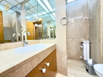 Apartamento T3 para Arrendamento em Campo de Ourique