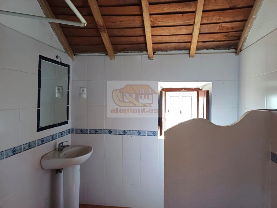 Moradia T2 para Venda em Melides Foto 5