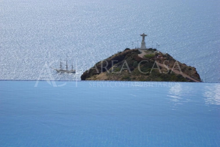 Moradia T3 para Venda em Caniço Foto 18