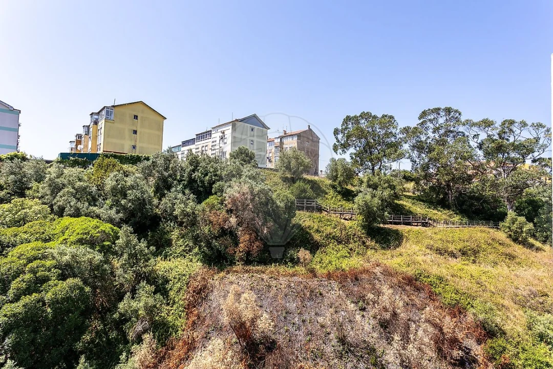 Apartamento T3 para Venda em Cacém e São Marcos Foto 22