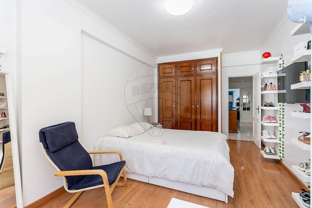 Apartamento T3 para Venda em Cacém e São Marcos Foto 18