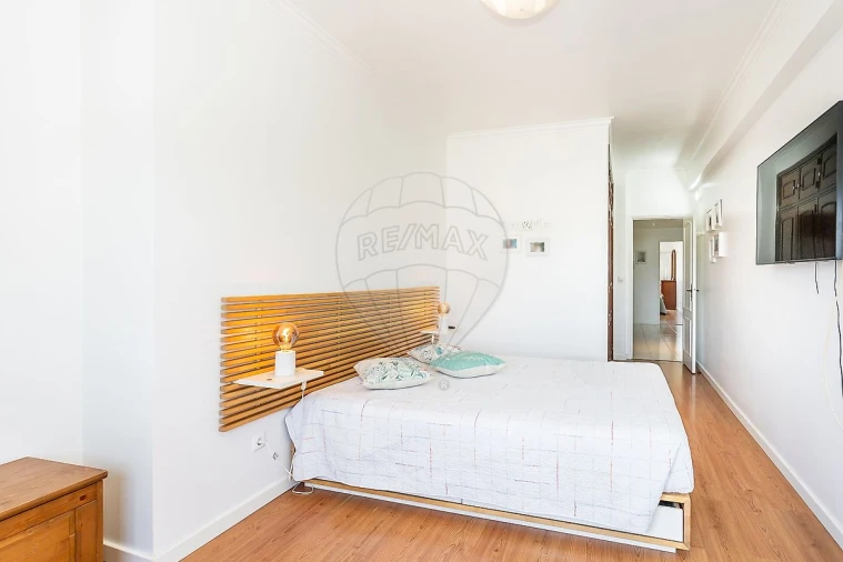 Apartamento T3 para Venda em Cacém e São Marcos Foto 5
