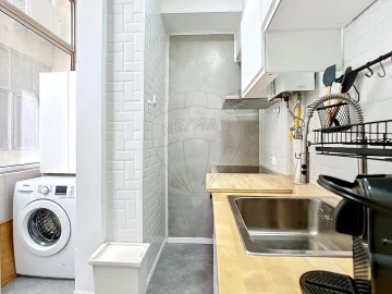 Apartamento T2 para Arrendamento em Alcantara