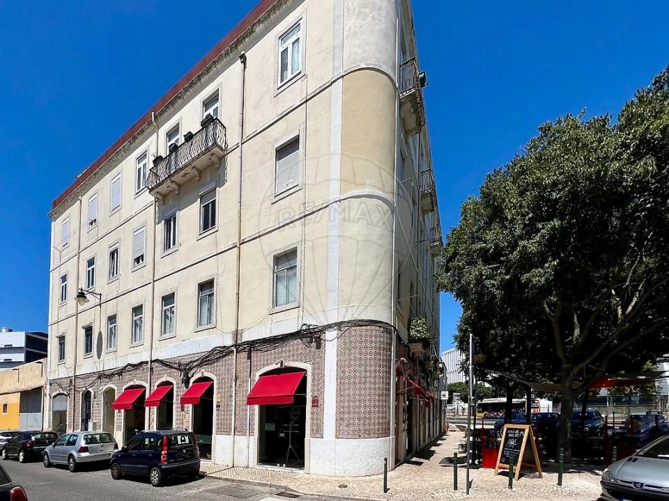 Apartamento T2 para Arrendamento em Alcantara Foto 8