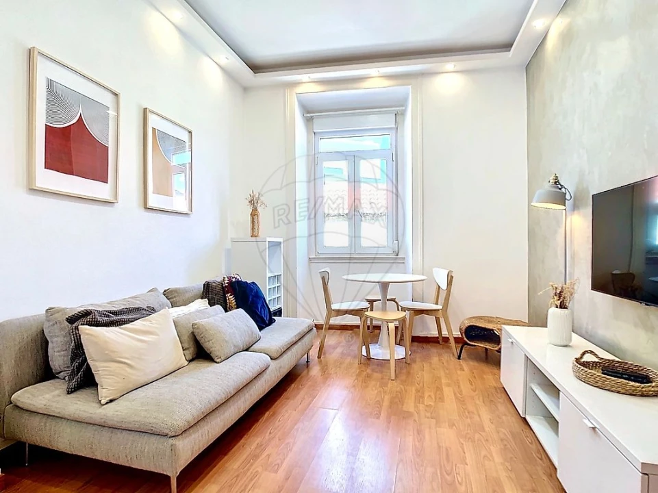 Apartamento T2 para Arrendamento em Alcantara Foto 4