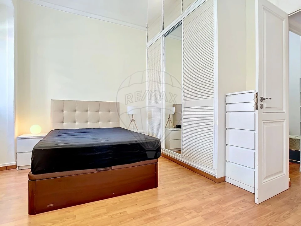 Apartamento T2 para Arrendamento em Alcantara Foto 30
