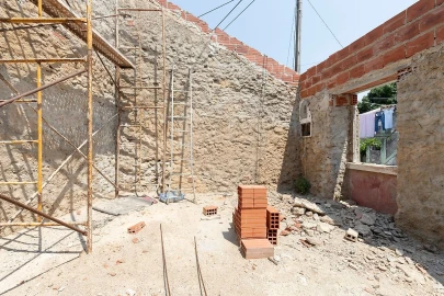 Moradia T2 para Venda em Dois Portos e Runa