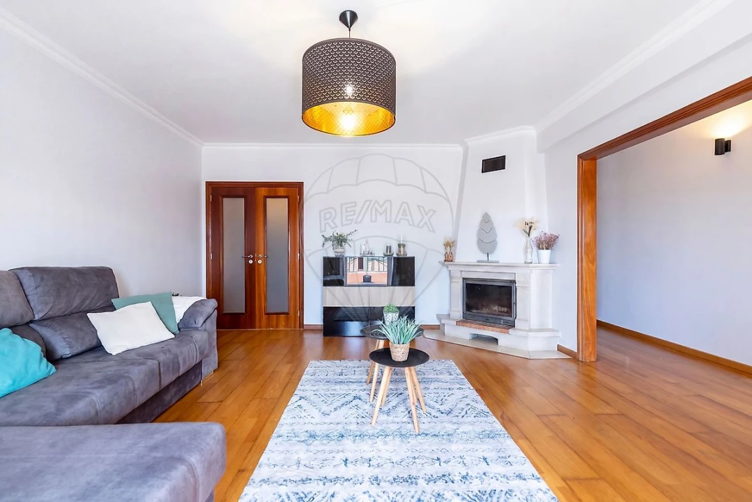 Apartamento T3 para Venda em Campelos e Outeiro da Cabeça Foto 4