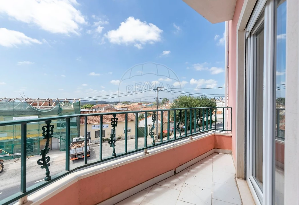 Apartamento T3 para Venda em Campelos e Outeiro da Cabeça Foto 7