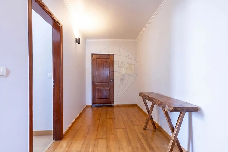 Apartamento T3 para Venda em Campelos e Outeiro da Cabeça Foto 25