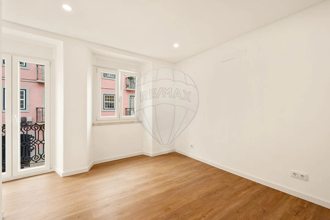 Apartamento T2 para Arrendamento em Estrela Foto 2