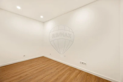 Apartamento T2 para Arrendamento em Estrela