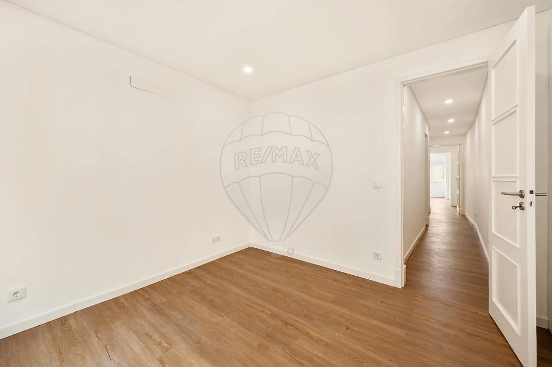 Apartamento T2 para Arrendamento em Estrela Foto 8