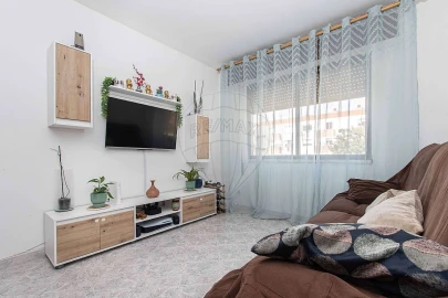 Apartamento T3 para Venda em Vialonga