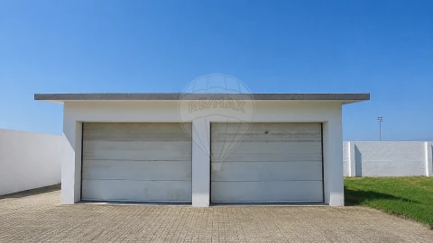 Moradia T5 para Venda em Oliveirinha
