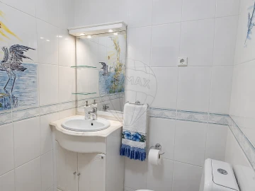 Moradia T5 para Venda em Oliveirinha
