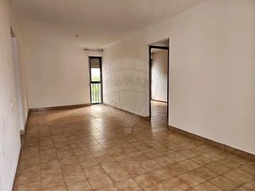 Apartamento T2 para Venda em Corroios