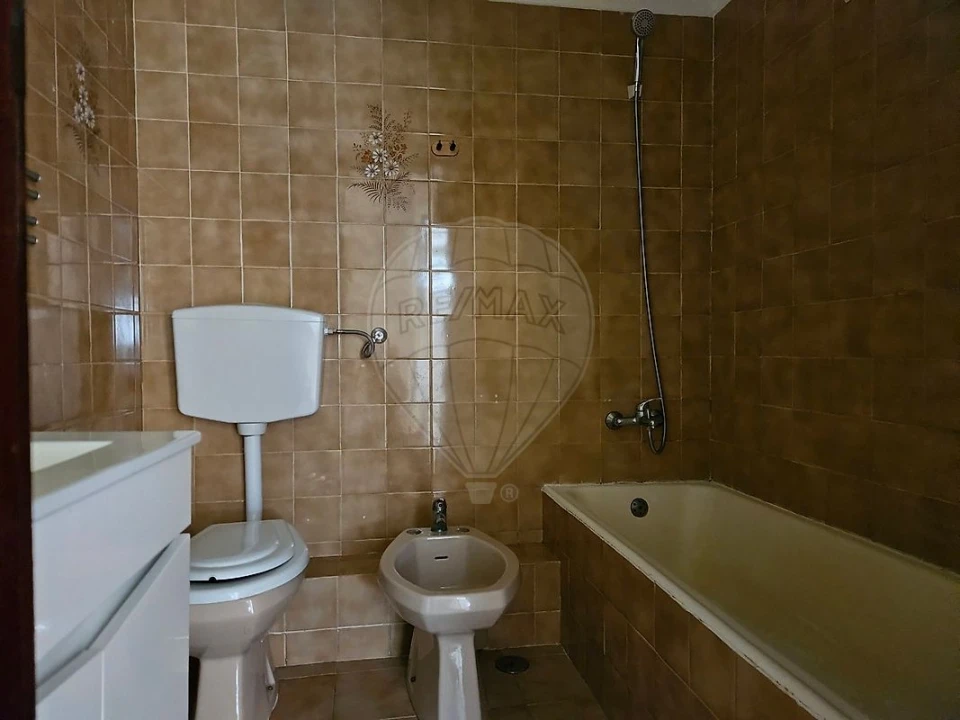 Apartamento T2 para Venda em Corroios Foto 4