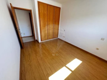 Apartamento T3 para Venda em O. Azeméis, Riba-Ul, Ul, Macinhata Seixa, Madail